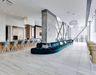 301 West Ave - Photo Thumbnail 24