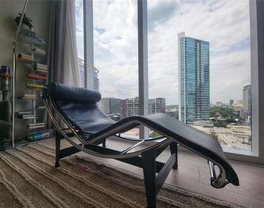 301 West Ave - Photo Thumbnail 4