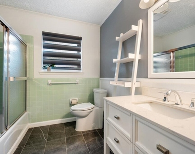1003 Minda Dr - Photo Thumbnail 22