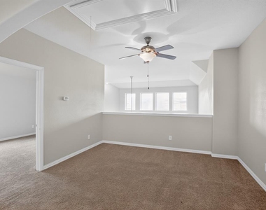 348 Vista Gardens Dr - Photo Thumbnail 12