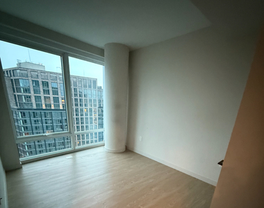 2413 3rd Avenue - Photo Thumbnail 1