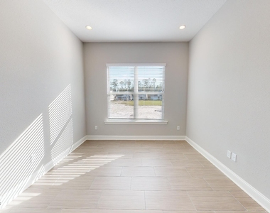 124 Bridgeton Street - Photo Thumbnail 15