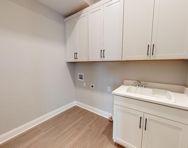 124 Bridgeton Street - Photo Thumbnail 16