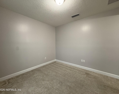 104 Linda Lake Lane - Photo Thumbnail 6