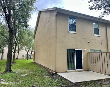 5260 Collins Road - Photo Thumbnail 25
