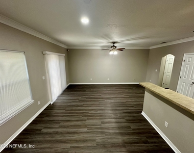 5260 Collins Road - Photo Thumbnail 13