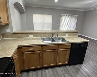 5260 Collins Road - Photo Thumbnail 21