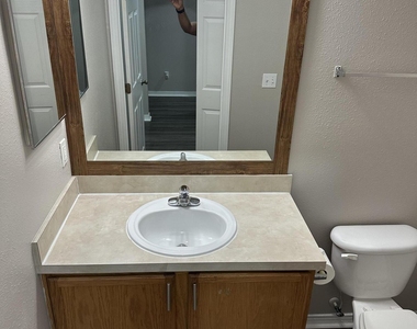 5260 Collins Road - Photo Thumbnail 30