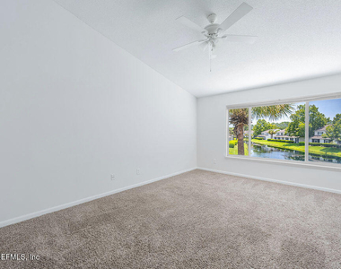 12311 Kensington Lakes Drive - Photo Thumbnail 11