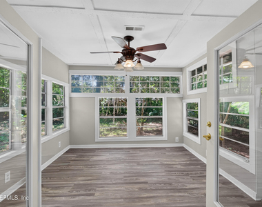 417 S Pine Avenue - Photo Thumbnail 24