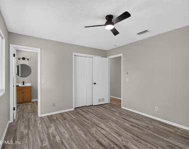 417 S Pine Avenue - Photo Thumbnail 38