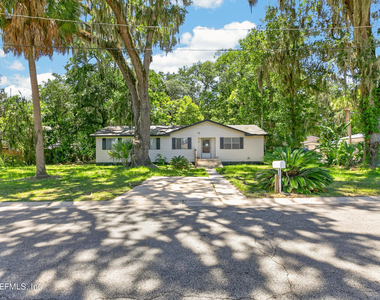 417 S Pine Avenue - Photo Thumbnail 2