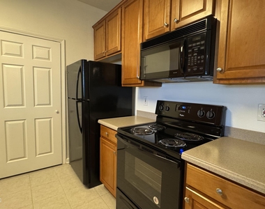 11251 Campfield Drive - Photo Thumbnail 4