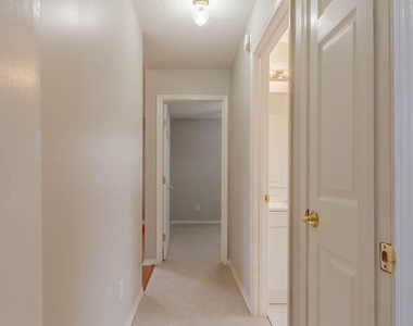 7760 W Allspice Circle - Photo Thumbnail 25