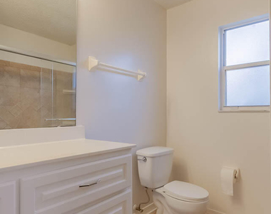 7760 W Allspice Circle - Photo Thumbnail 20