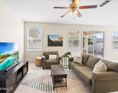 12174 Wynfeild Lakes Circle - Photo Thumbnail 26
