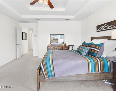 12174 Wynfeild Lakes Circle - Photo Thumbnail 17