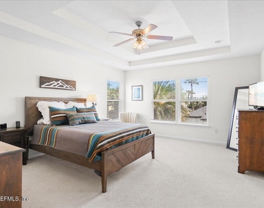 12174 Wynfeild Lakes Circle - Photo Thumbnail 16