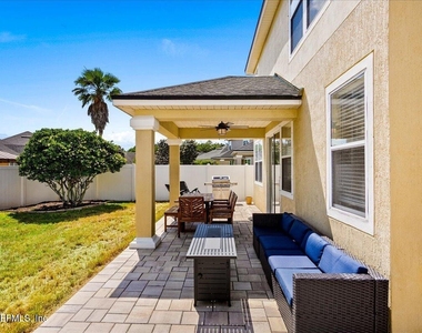 12174 Wynfeild Lakes Circle - Photo Thumbnail 43