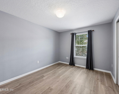 201 Larkin Place - Photo Thumbnail 14
