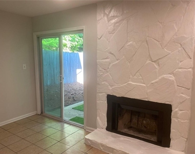 6368 Baker Court - Photo Thumbnail 10