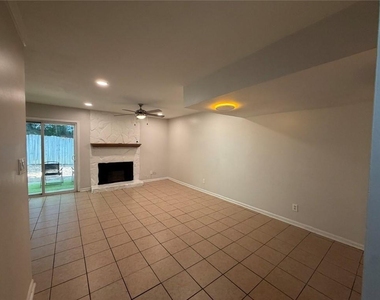 6368 Baker Court - Photo Thumbnail 14