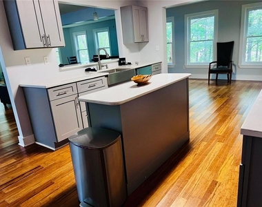 235 Moss Overlook Road - Photo Thumbnail 13