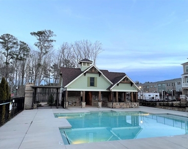 404 Caravelle Walk - Photo Thumbnail 16