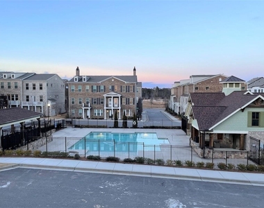 404 Caravelle Walk - Photo Thumbnail 14