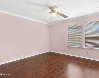 352 Silver Glen Avenue - Photo Thumbnail 13