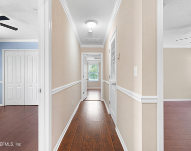 352 Silver Glen Avenue - Photo Thumbnail 15