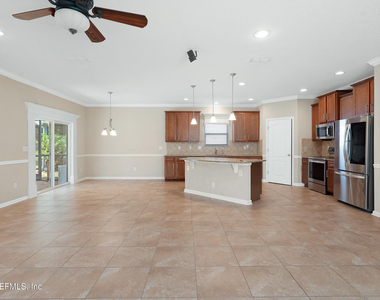 352 Silver Glen Avenue - Photo Thumbnail 8
