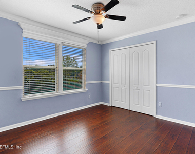352 Silver Glen Avenue - Photo Thumbnail 18