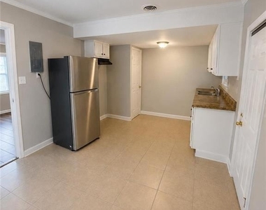 1224 Appling Court - Photo Thumbnail 3