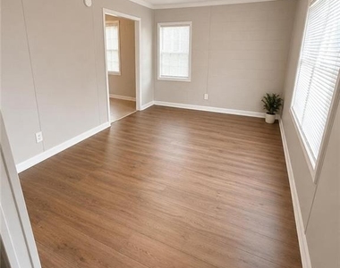 1224 Appling Court - Photo Thumbnail 1