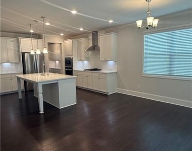 5295 Blue Mountain Lane - Photo Thumbnail 12