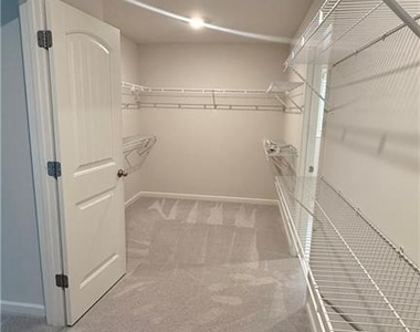 5295 Blue Mountain Lane - Photo Thumbnail 31