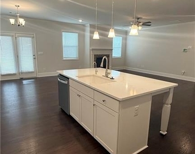 5295 Blue Mountain Lane - Photo Thumbnail 13