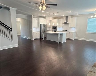 5295 Blue Mountain Lane - Photo Thumbnail 10