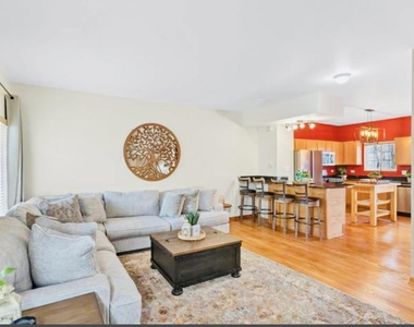 143 Monarch Drive - Photo Thumbnail 2