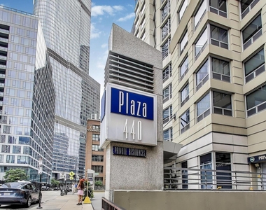 440 N Wabash Avenue - Photo Thumbnail 1