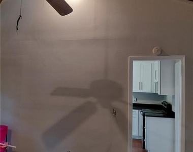 257 Castleair Drive Ne - Photo Thumbnail 7