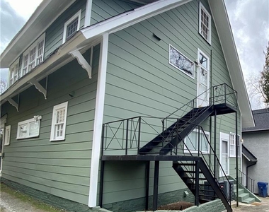 232 Sydney Street - Photo Thumbnail 12