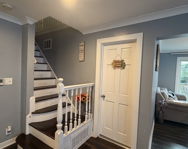 34734 N Long Avenue - Photo Thumbnail 12