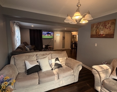 34734 N Long Avenue - Photo Thumbnail 7