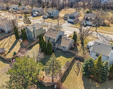 97 E Harbor Drive - Photo Thumbnail 2