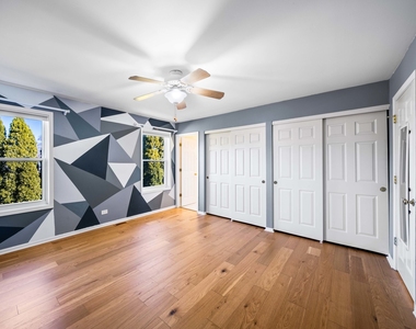 97 E Harbor Drive - Photo Thumbnail 13
