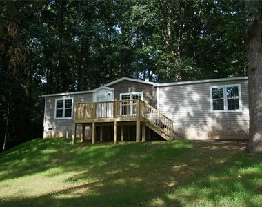 210 Woodland Street - Photo Thumbnail 2