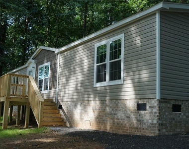 210 Woodland Street - Photo Thumbnail 3