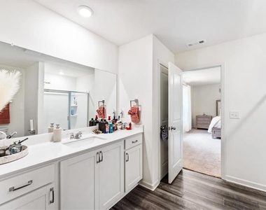 2359 Argento Circle - Photo Thumbnail 41